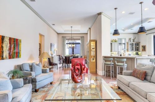 2239 Residence Cir, Naples FL 34105-3084 exterior