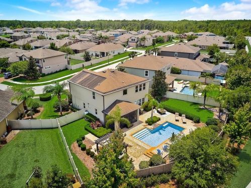 1669 Feather Grass Loop, Lutz FL  33558-2802 exterior