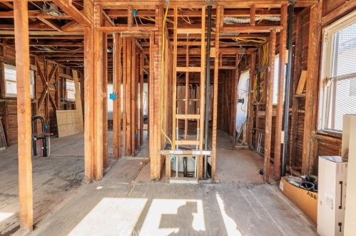 4366 116th St, Hawthorne CA  90250-2327 exterior