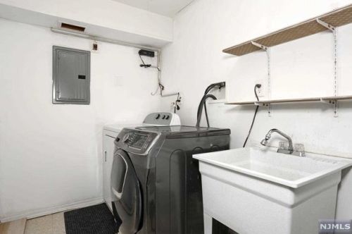 60 Madison Ave, Dumont NJ 07628-2317 exterior