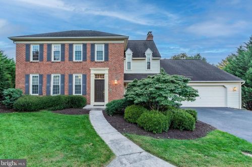 3613 Horsham Dr, Navy Sup Dpt, PA 17050-2244