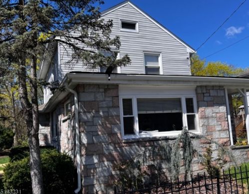 648 Lafayette Ave, Paterson, NJ 07506-2435