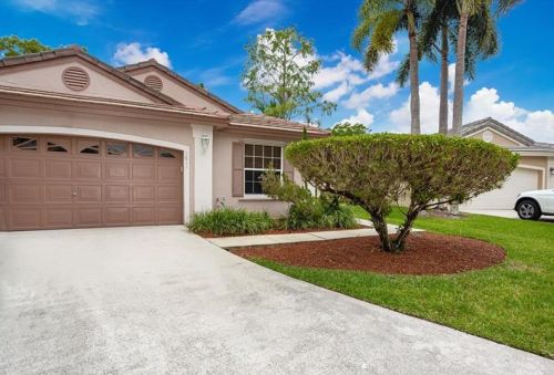 1811 180th Way, Hollywood, FL 33029-3003