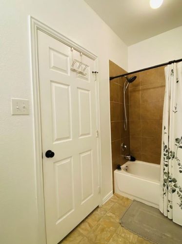 138 Cliff Heights Cir, Dallas TX  75241-5333 exterior