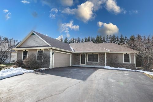 4131 Carneros Way, Jackson, WI 53037-9121