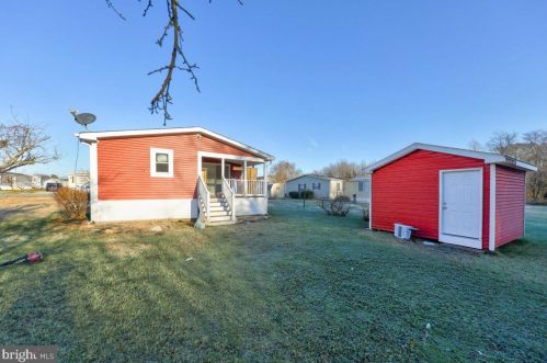 16 Marie Ct, Millsboro DE  19966-1320 exterior