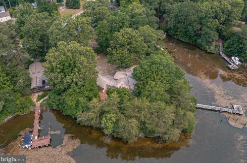 26 Mount Holly Ct, Montross VA  22520-4110 exterior