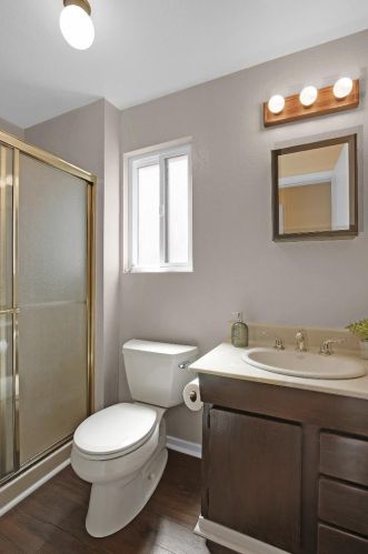 549 Acacia Ave, San Bruno CA  94066-4221 exterior