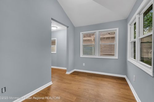 44 Carter Ave, Middletown NJ  07748-5302 exterior