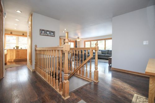 279 Woodland View Ct, Colgate, WI 53017-9332