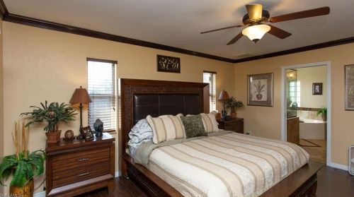 20 Crestwood Cir, Lehigh Acres FL 33936-5900 exterior