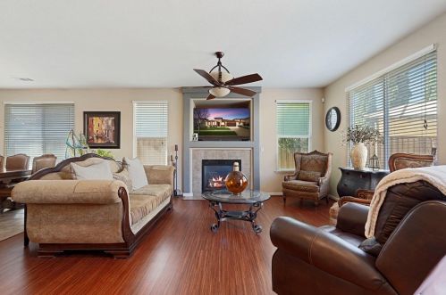 767 Red Barn Pl, Lathrop CA  95330-8975 exterior