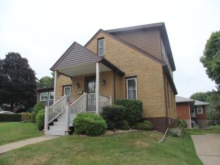 1410 Loras Blvd, Dubuque IA  52001-4253 exterior