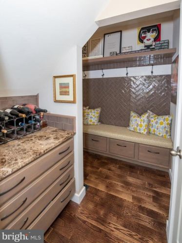 156 Whitney Ln, Southampton PA  18954-1080 exterior