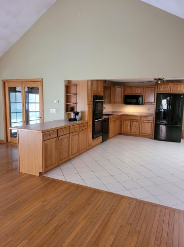 49 Walker Rd, Danville NH  03819-5105 exterior