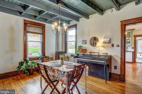 546 Orange St, Lancaster PA  17603-3669 exterior