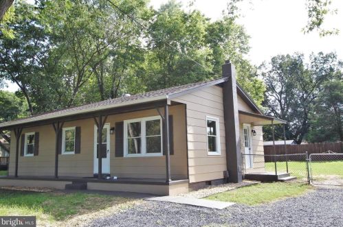 1 Old Barn Rd, Richmond National Battlefiel VA  22835-9008 exterior