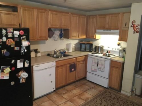 826 Montello St, Brockton MA 02301-6010 exterior