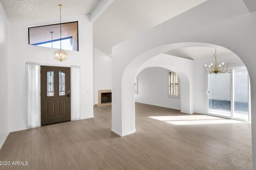 25826 Howard Dr, Chandler, AZ 85248-6822