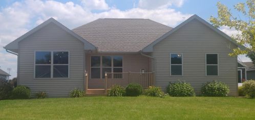 2021 Wisteria Cir, Green Bay, WI 54313-3270