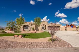 3399 Cedarbrook Rd, Kingman, AZ 86401-5551