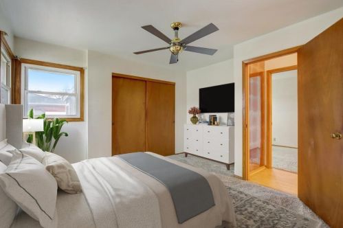 3854 94, Milwaukee WI 53222-2512 exterior