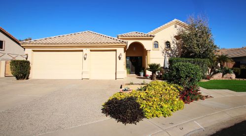 510 Meadows Ln, Gilbert, AZ 85234-2420