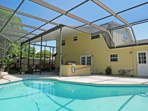 2611 63rd Ter, Saint Petersburg, FL 33702-6339