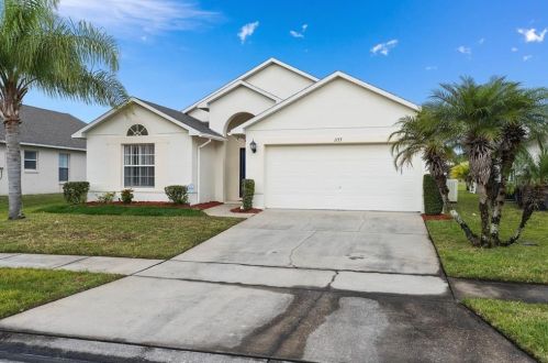 1155 Liberty Hall Dr, Kissimmee FL 34746-6724 exterior