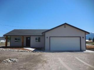 105 Jackson St, Weed, CA 96094-2111