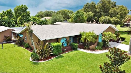 70 Pierce St, Lehigh Acres, FL 33936-5322