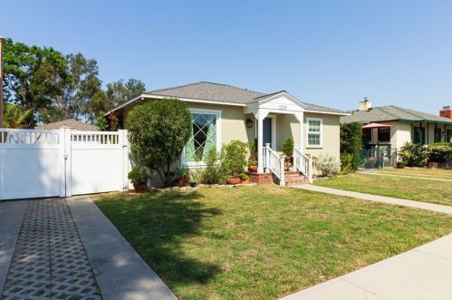 3225 Maine Ave, Long Beach, CA 90806-1235