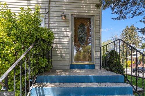214 Williams Ave, Barrington, NJ 08007-1513