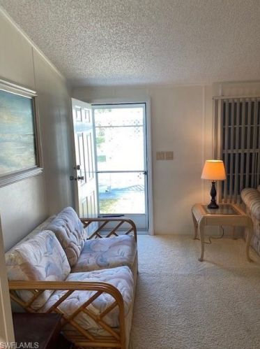 915 Manatee Rd, Naples FL  34114-8266 exterior