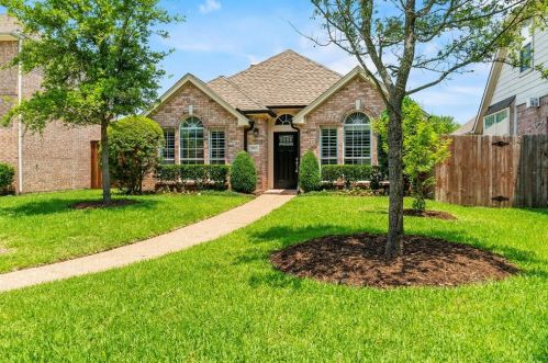 7812 Creekway Ct, Plano, TX 75024-2446