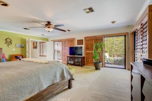 1672 Smiley Heights Dr, Redlands CA  92373-6533 exterior