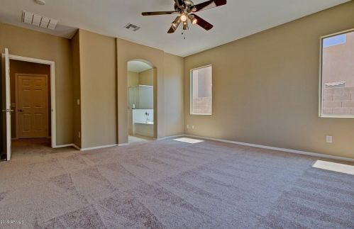 3860 Ashley Dr, Chandler AZ  85286-2714 exterior