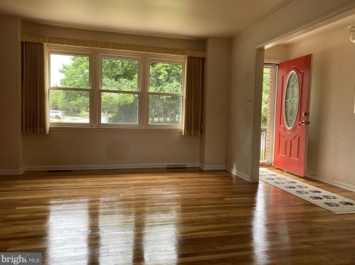 1004 Milltown Rd, Wilmington, DE 19808-2235