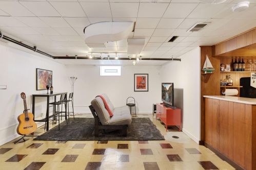 3731 Washburn Ave, Minneapolis MN 55412-1821 exterior