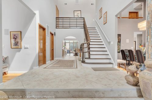 1808 Murray Dr, Belmar NJ  07719-9512 exterior