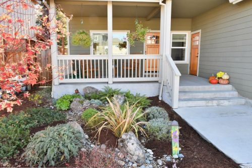 1362 Holly Park Way, Santa Rosa, CA 95403-8665