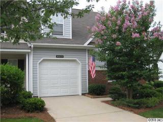 8233 Christmas Ct, Charlotte, NC 28216-0705