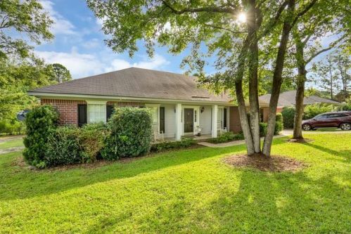 417 Lakeview Dr, Mobile AL  36695-3321 exterior