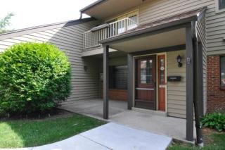 3721 Loomis Rd, Milwaukee, WI 53221-1054