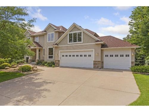 2446 Quail Creek Pkwy, Minneapolis, MN 55449-5380