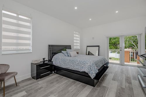 13040 52nd St, Hollywood FL  33027-5453 exterior