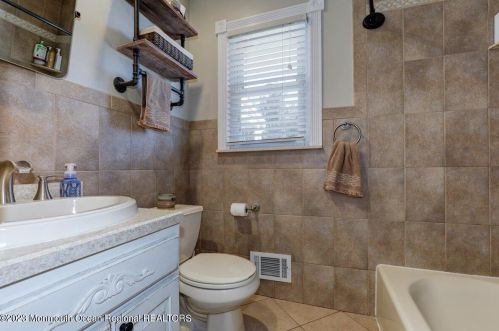 319 Spruce Dr, Bricktown NJ  08723-5948 exterior