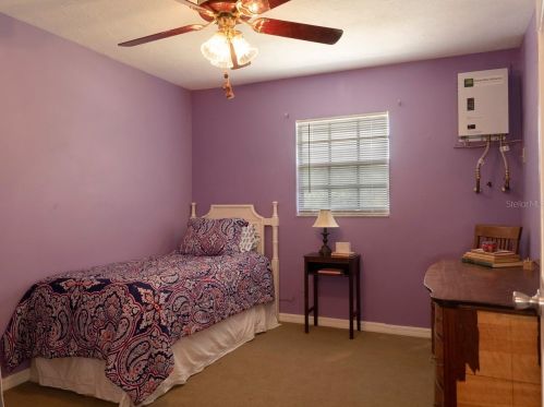 6737 180th Avenue Rd, Ocklawaha FL  32179-7002 exterior