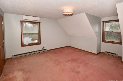 35 Grant Hill Rd, Coventry CT  06238-1115 exterior