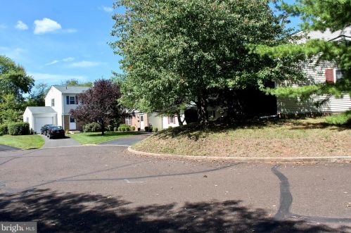 1615 Windsor Ct, Lansdale, PA 19446-4340